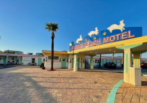 Гостиница Magic Beach Motel - Vilano Beach, Saint Augustine  Сент-Огастин